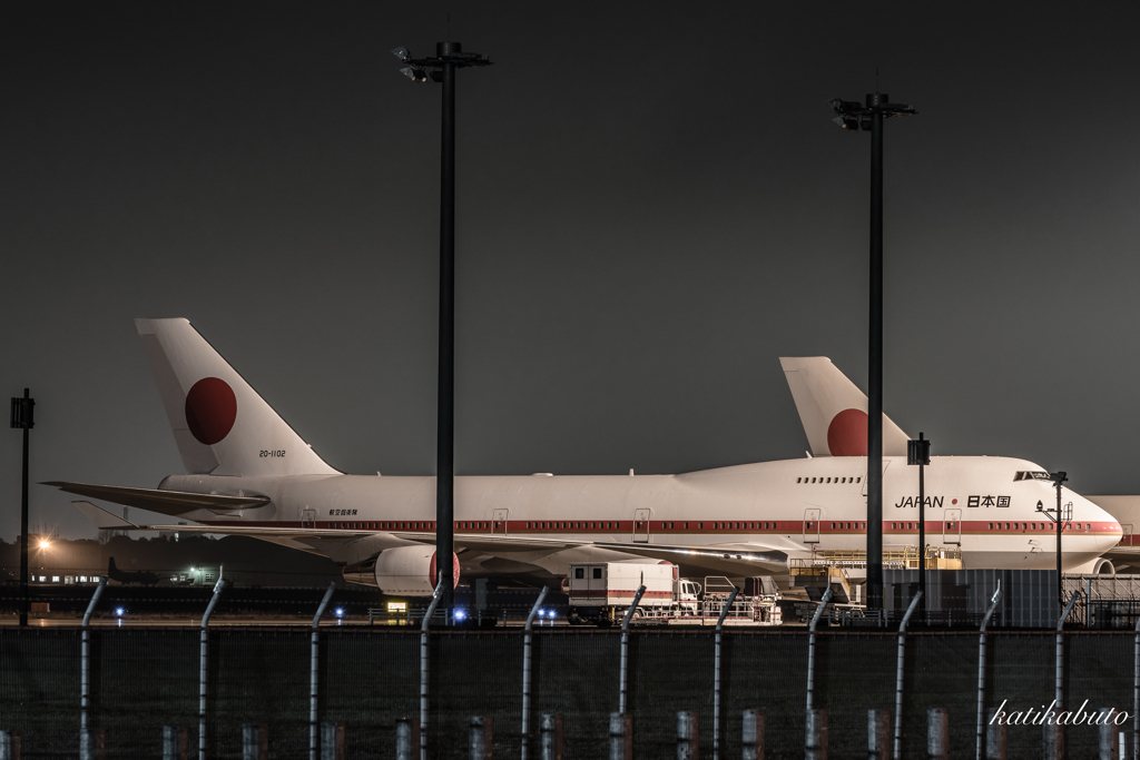 夜の静寂に