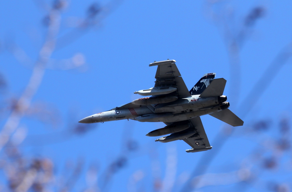 FA/-18艦載戦闘機