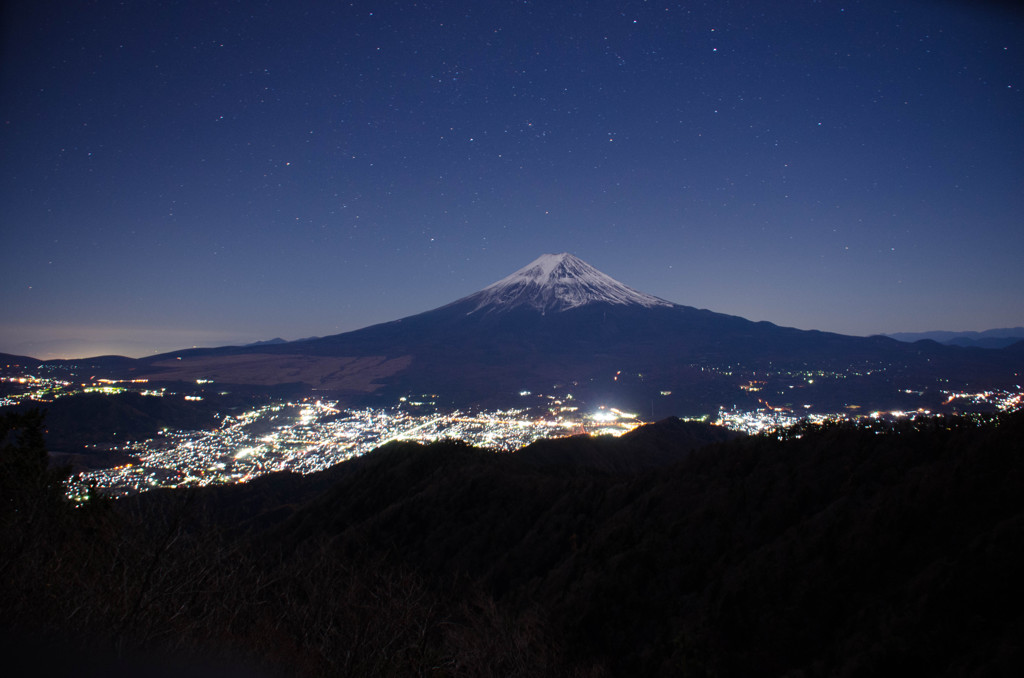 三つ峠山山頂から