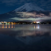 湖面の逆さ富士