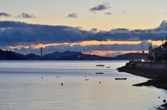 雲に分けられた色