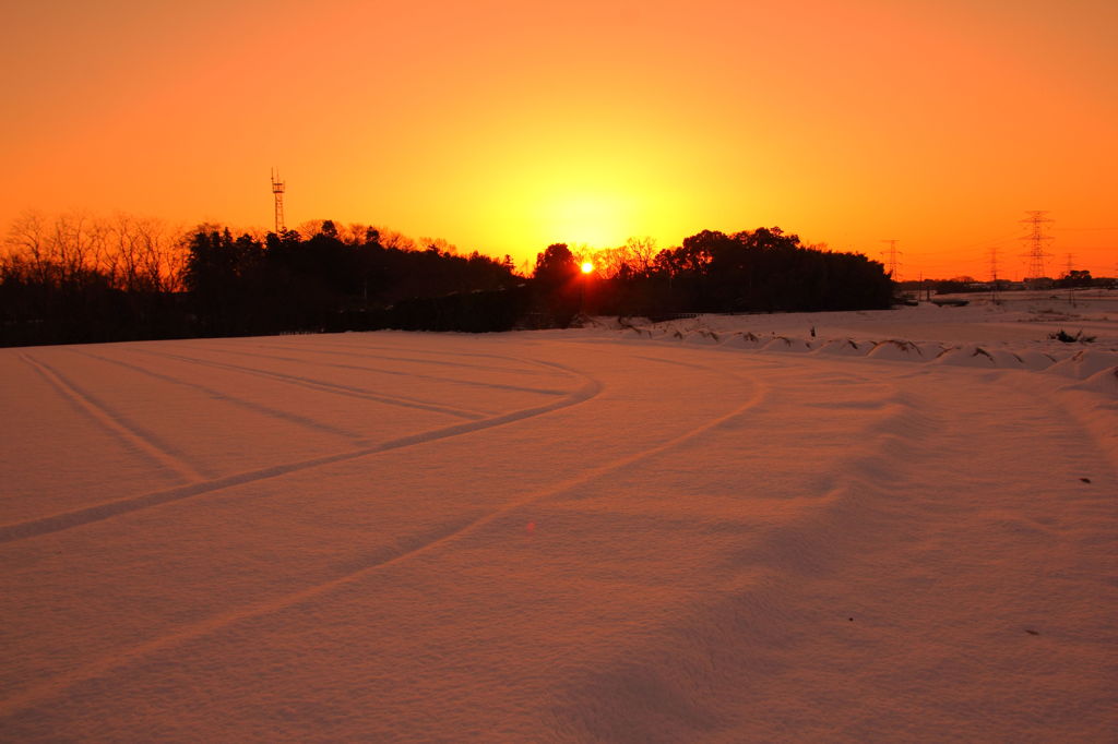 雪のやんだ朝