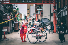 ひょうきんな人力車