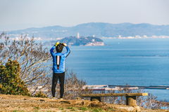 江の島を撮る人を撮る私