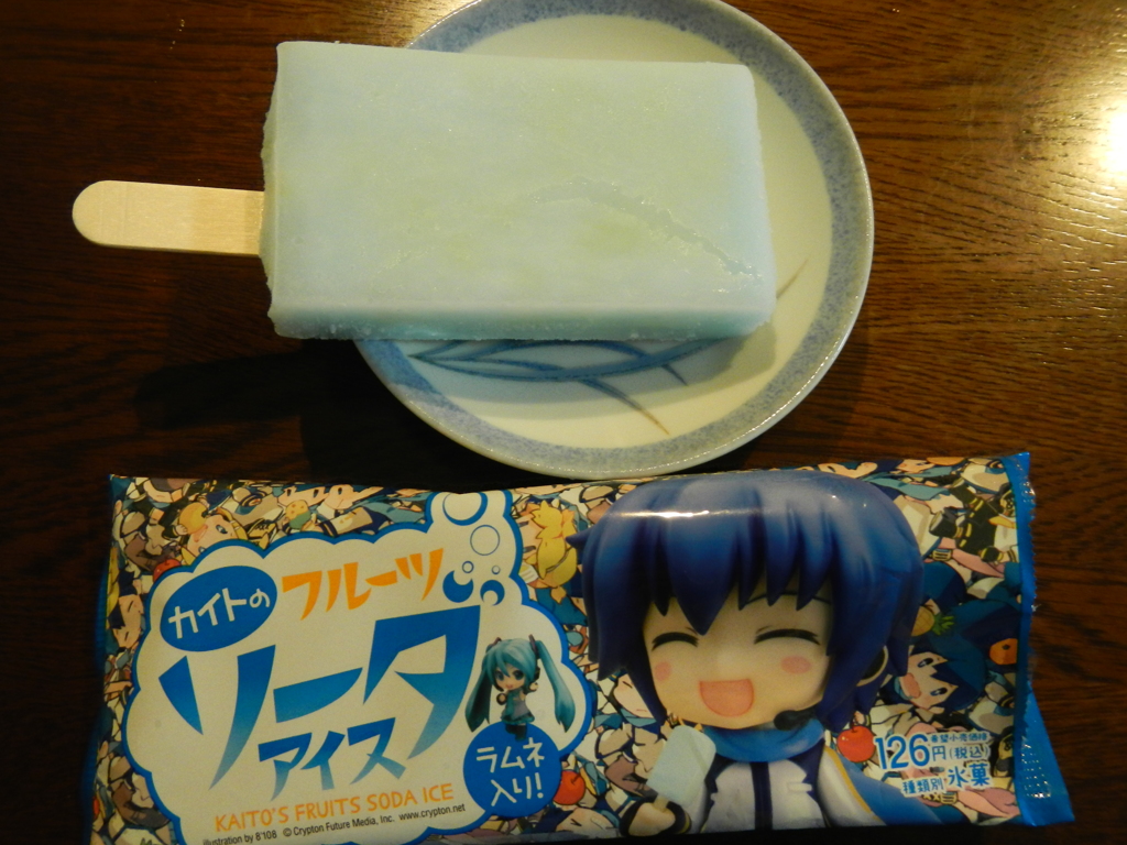 カイトのフルーツソーダアイス（ラムネ入り）②