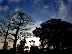 石灯籠の夕陽