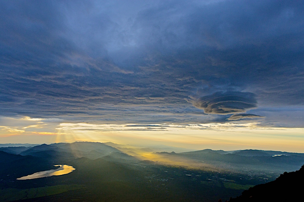 富士山頂２