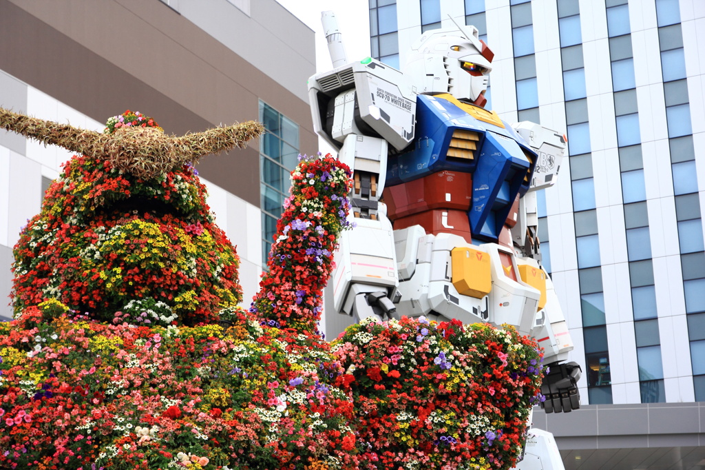 ガンダムが二機