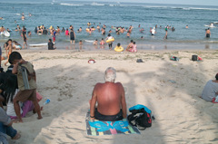 黒くなりたい白人