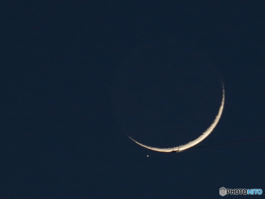 月と星と飛行機