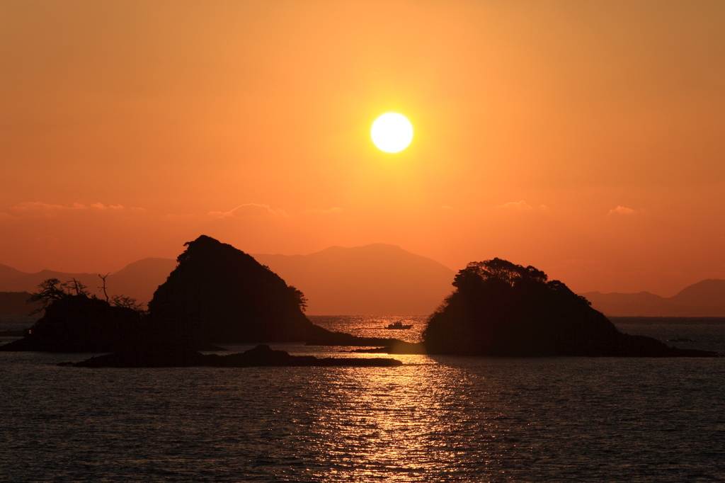 夕暮れの海