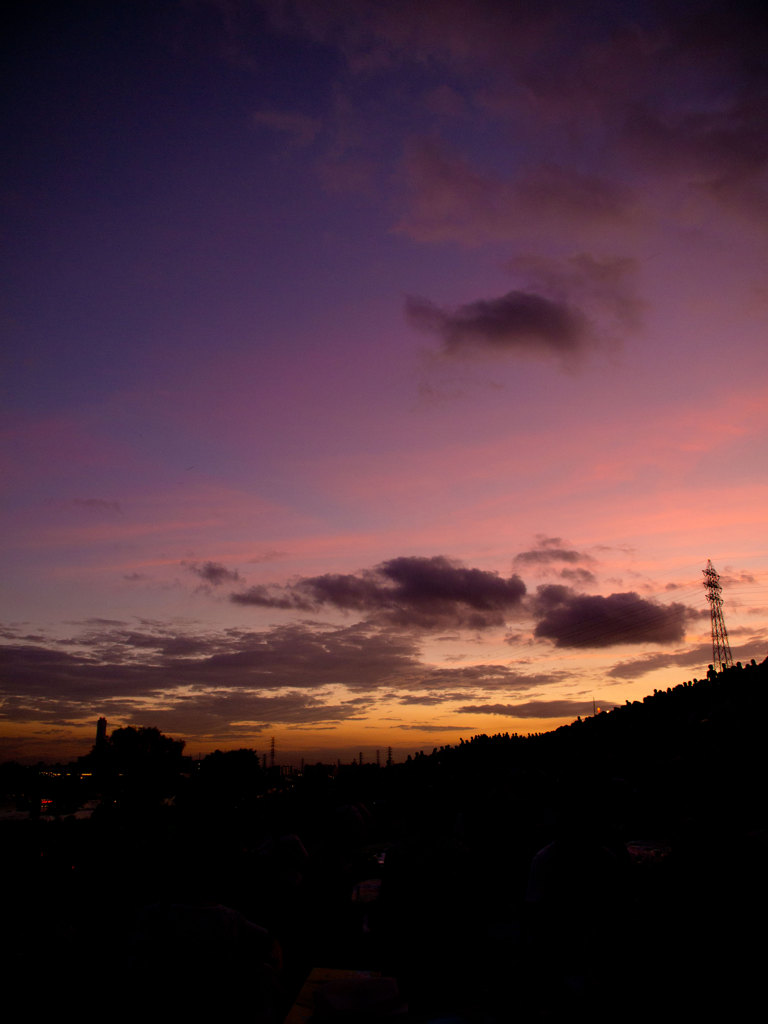 花火前の夕日