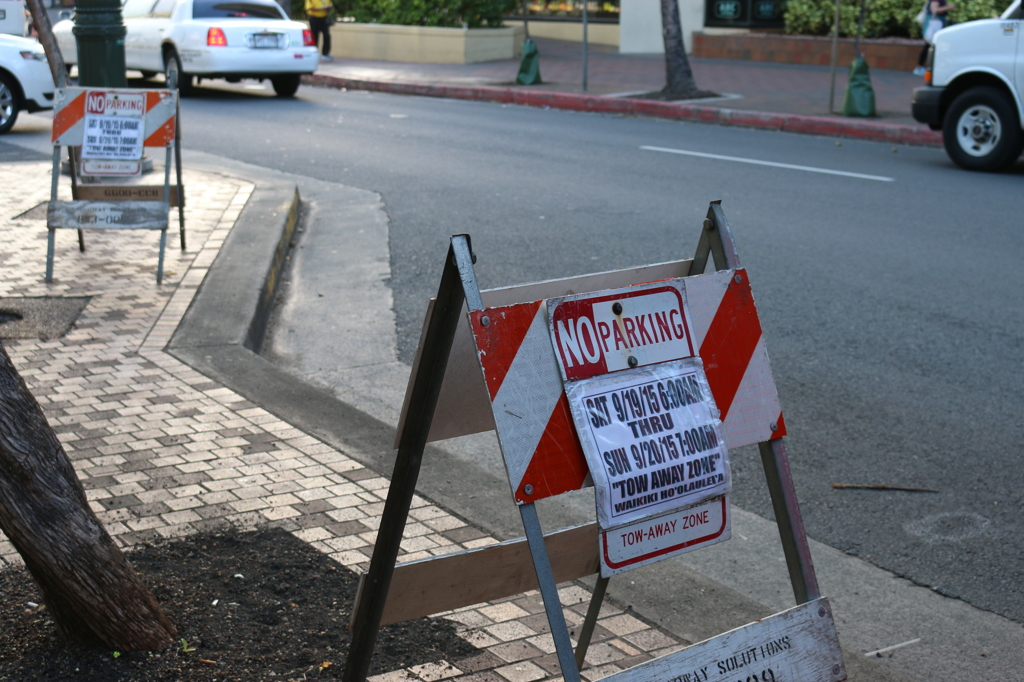 NO PARKING