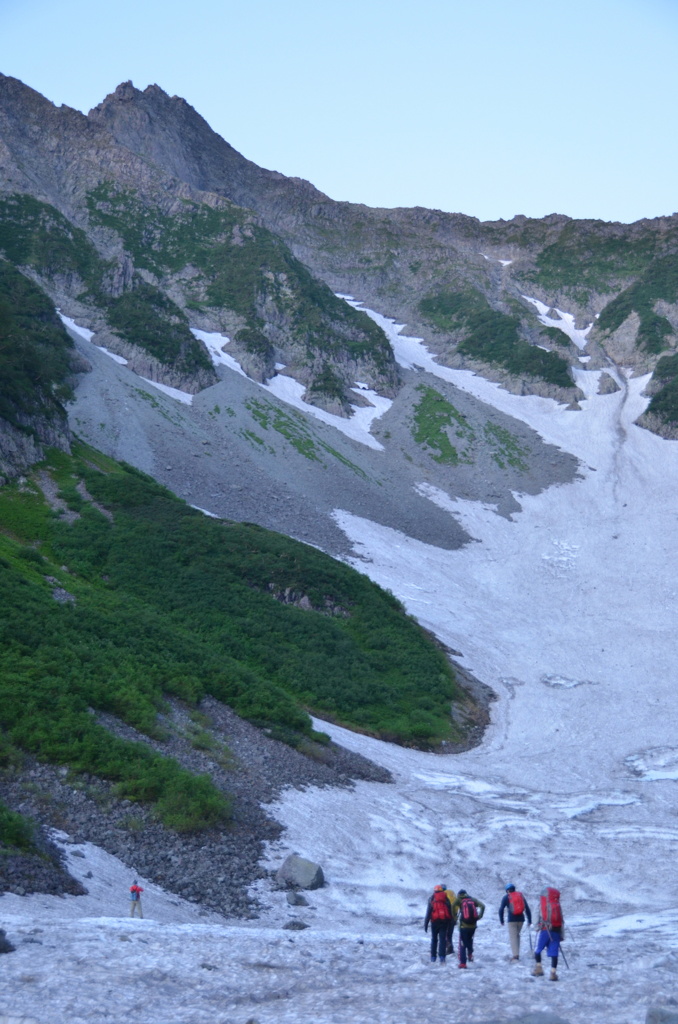 山屋の朝