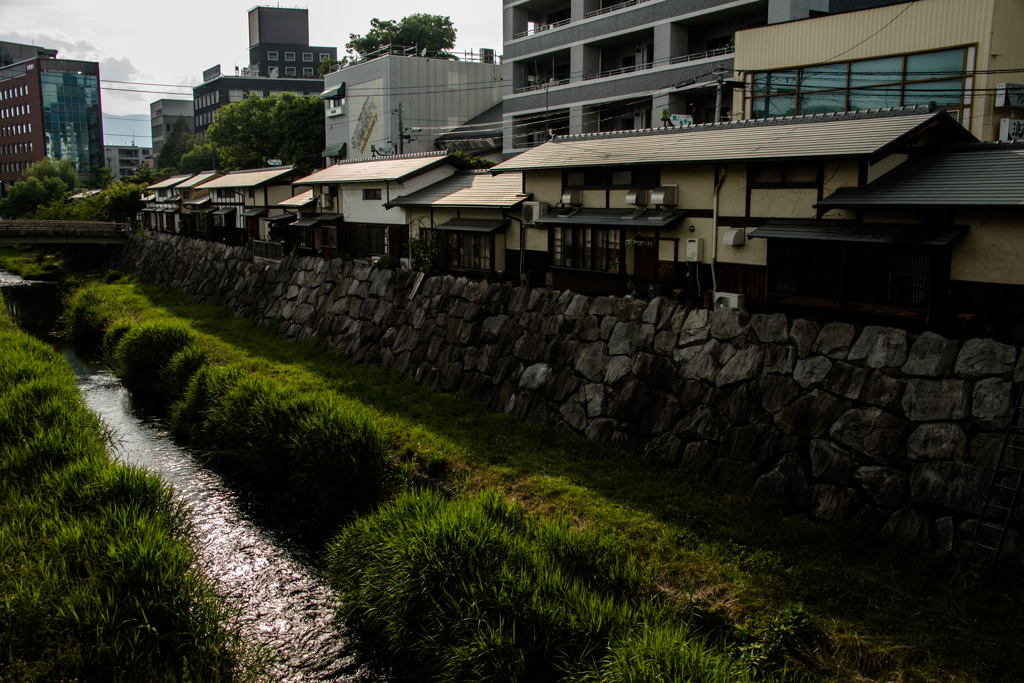 縄手の店裏Ⅱ