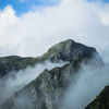 雲の中の龍王岳