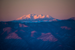 朝陽さす御嶽山