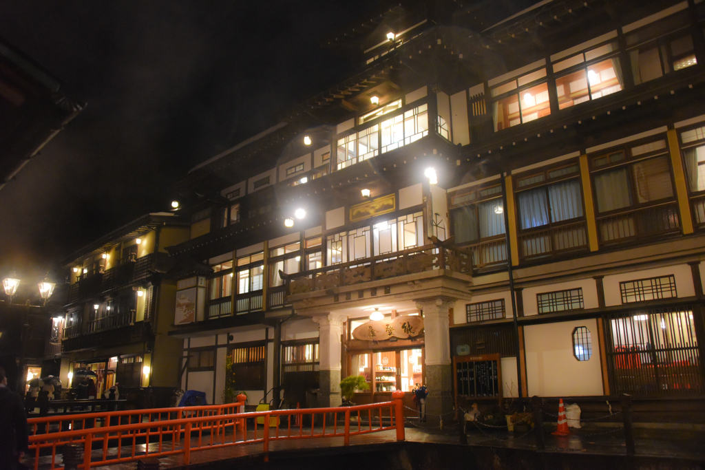 夜の能登屋旅館