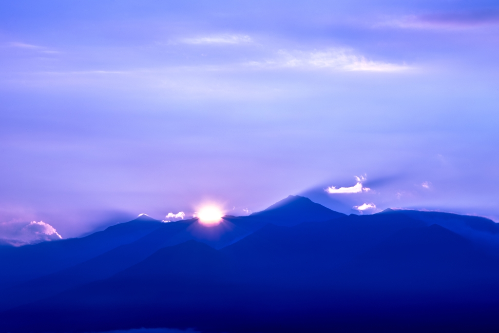 山の影