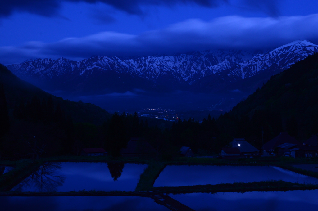夜明け前