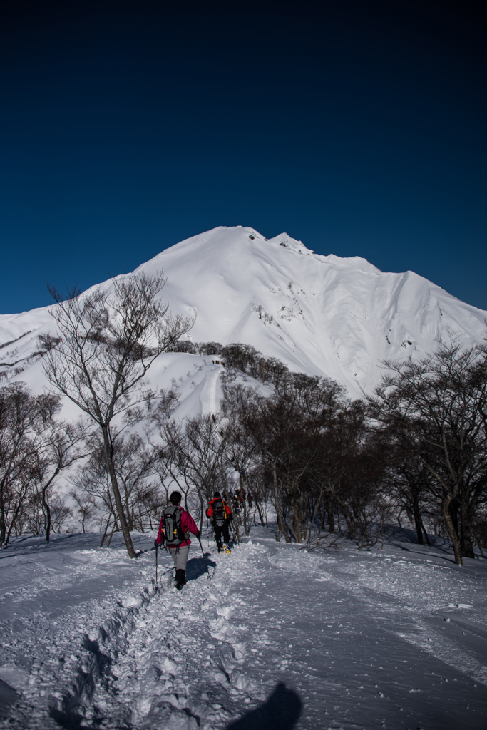 谷川岳を目指して