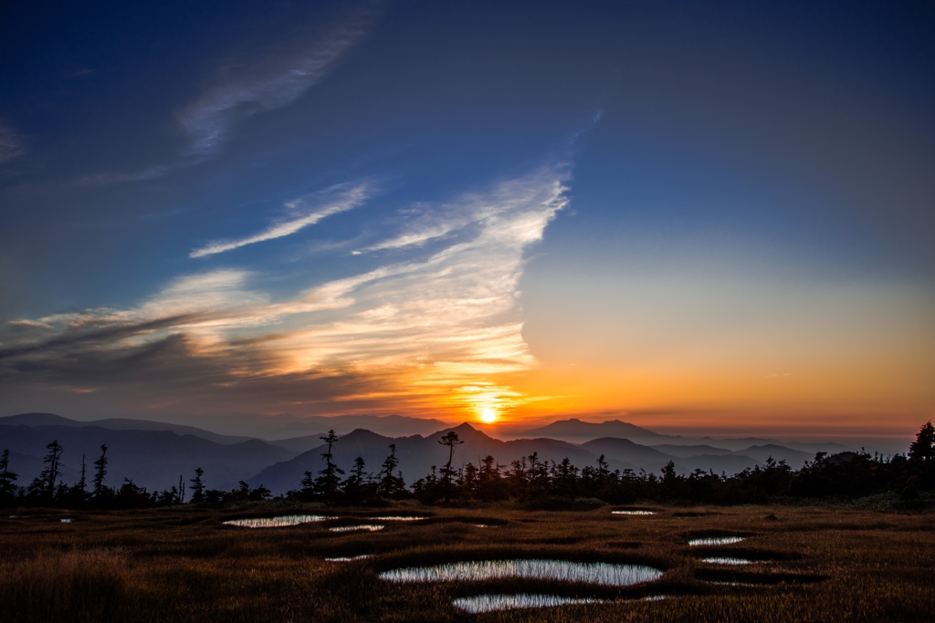 湿原の夕暮れ