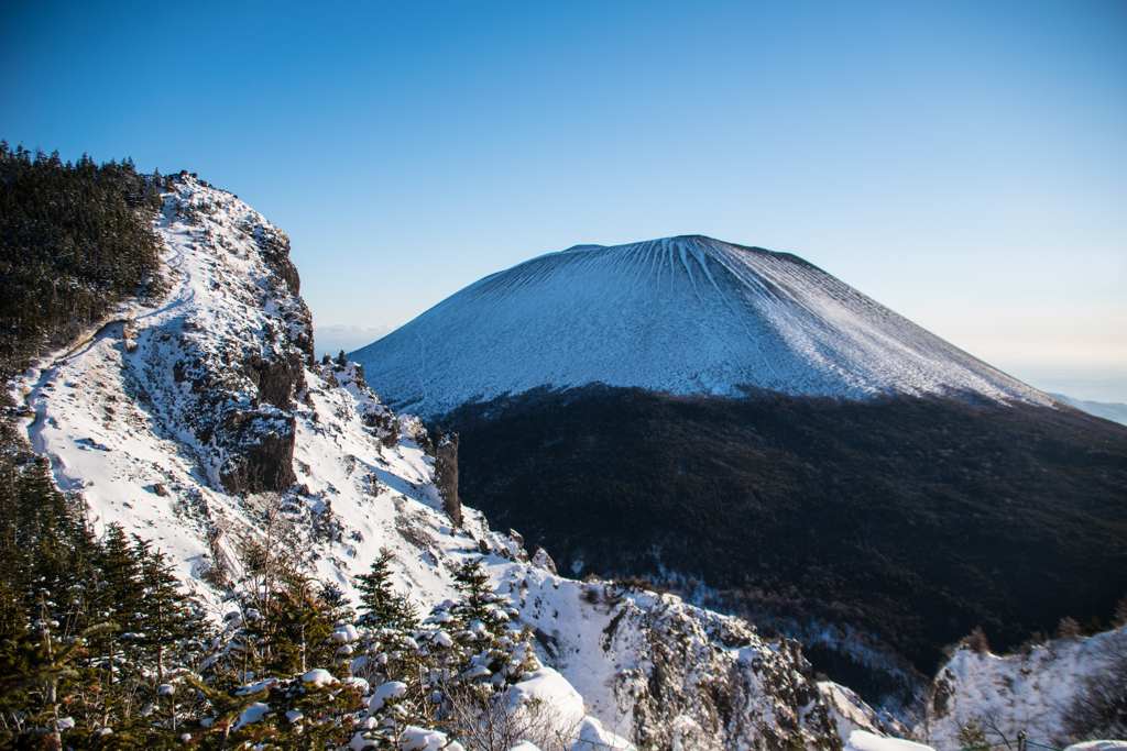 トーミの頭と浅間山
