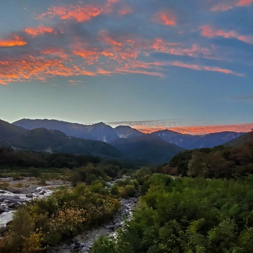 秋の夕景