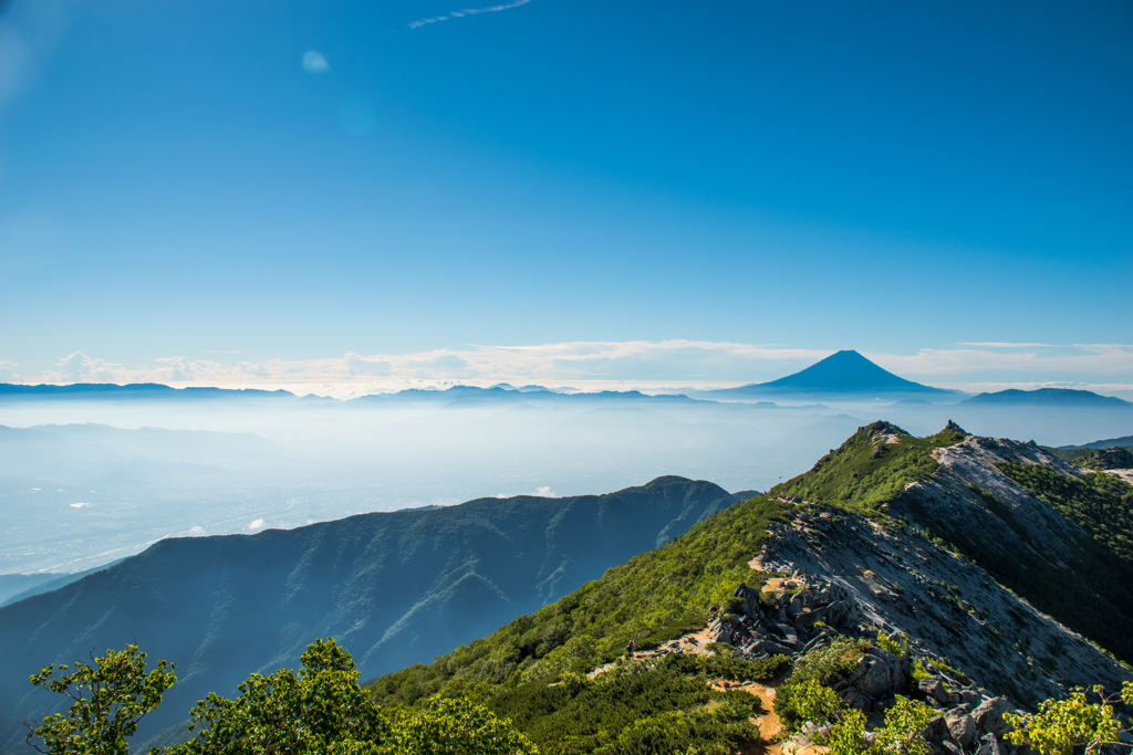 青空に