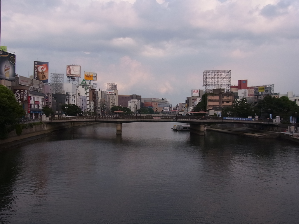 中洲西大橋