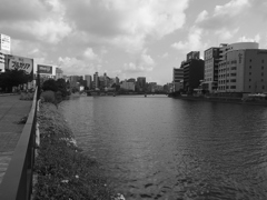 清流公園から見た那珂川