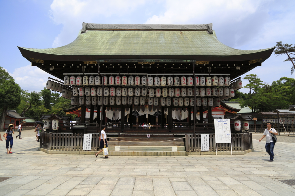 八坂神社舞殿