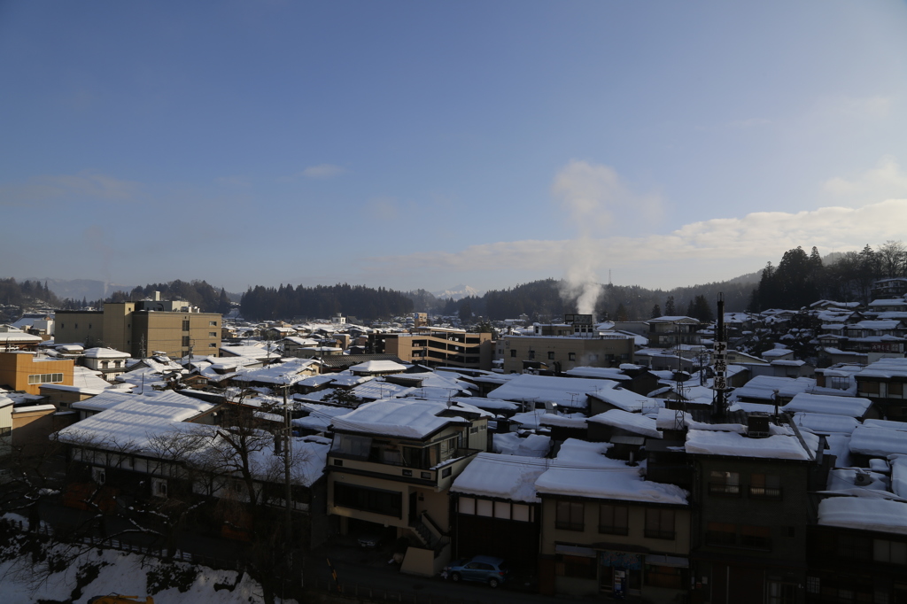 高山の朝
