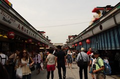 仲見世