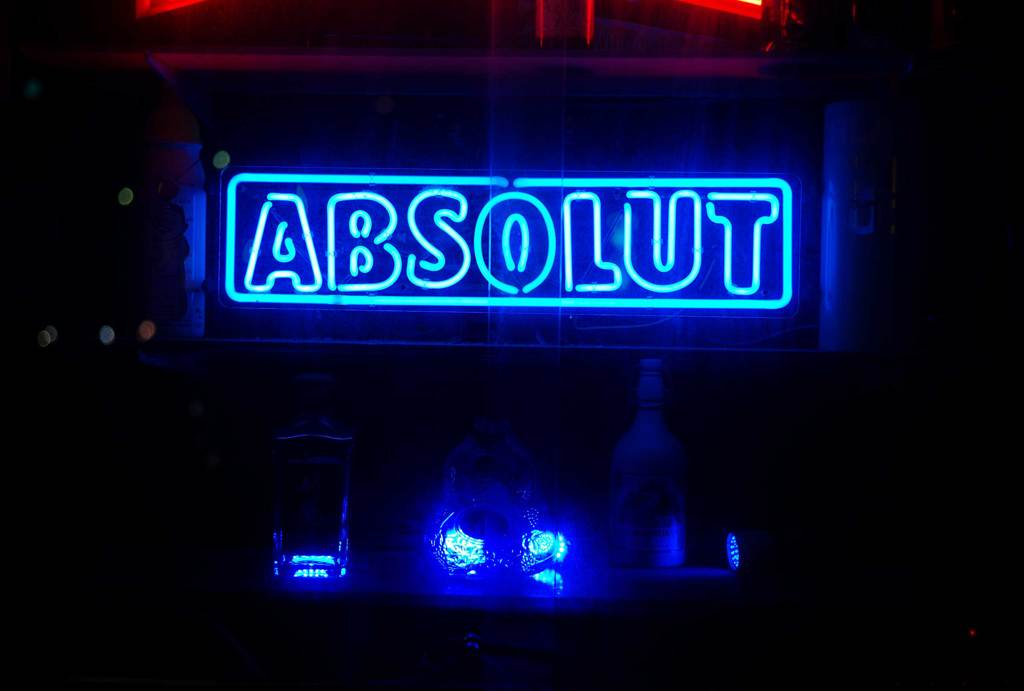 ABSOLUT