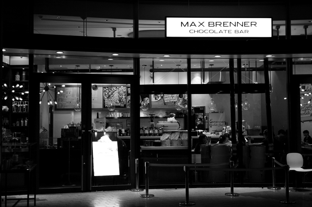 MAX BRENNER(マックスブレナー)