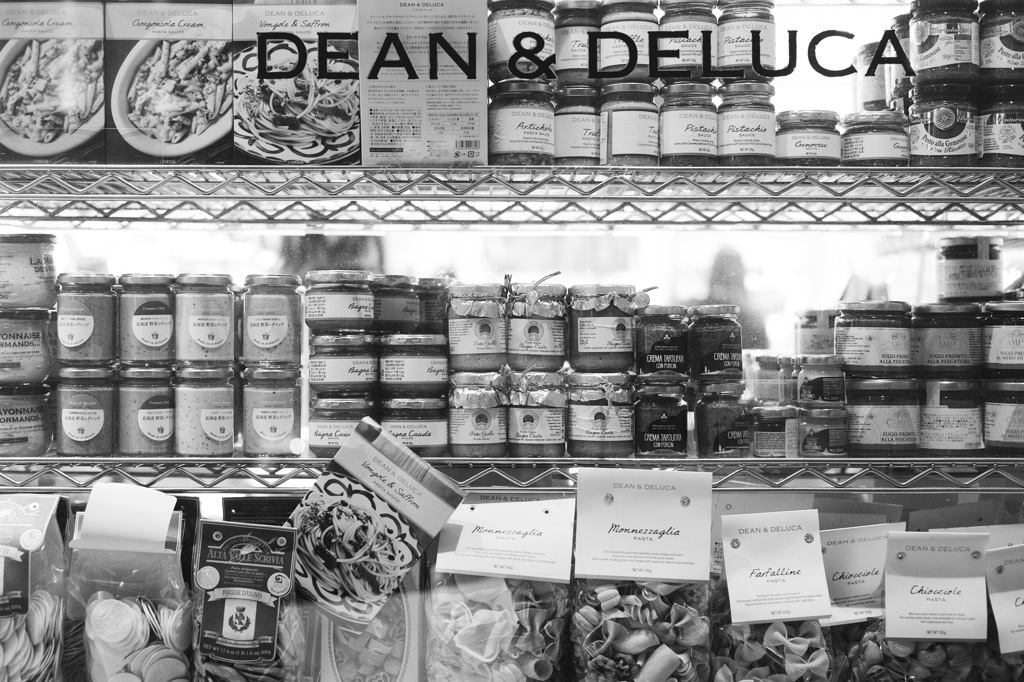 DEAN & DELUCA