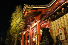 年末夜の浅草寺