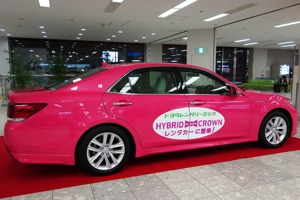 ピンクの宣伝車