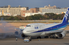 ANA B747-400