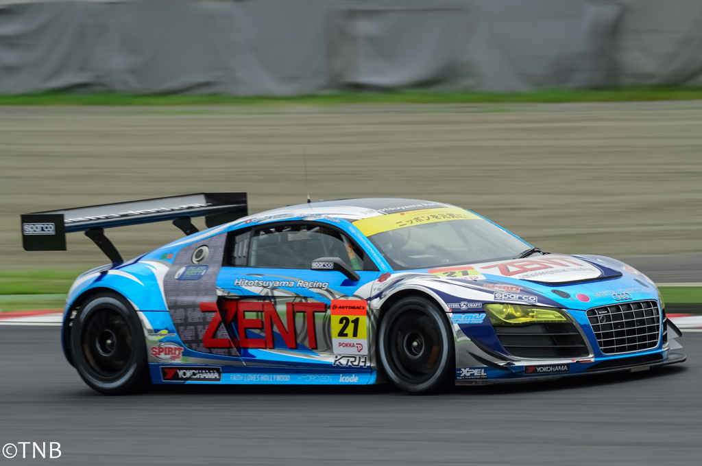 Audi　R8