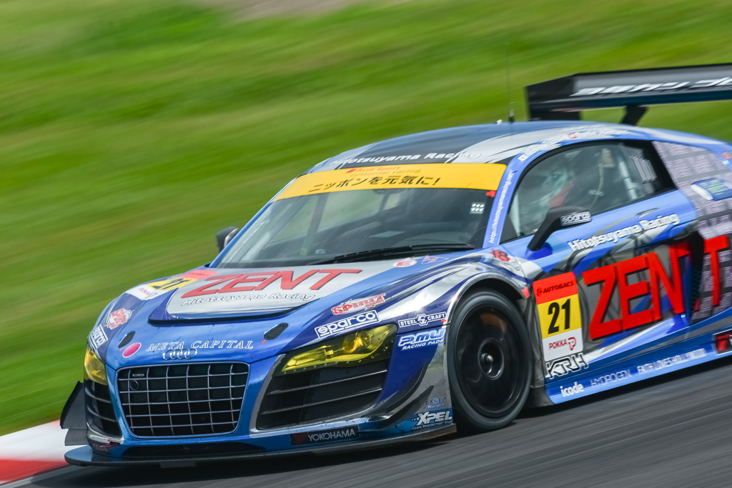 hitotuyama　Racing　AudiR8