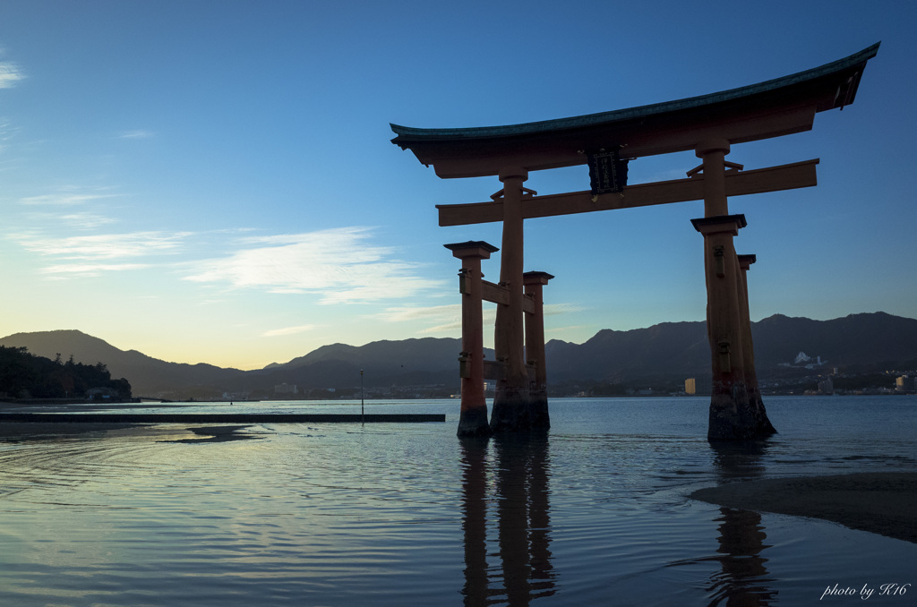 嚴島神社　大鳥居