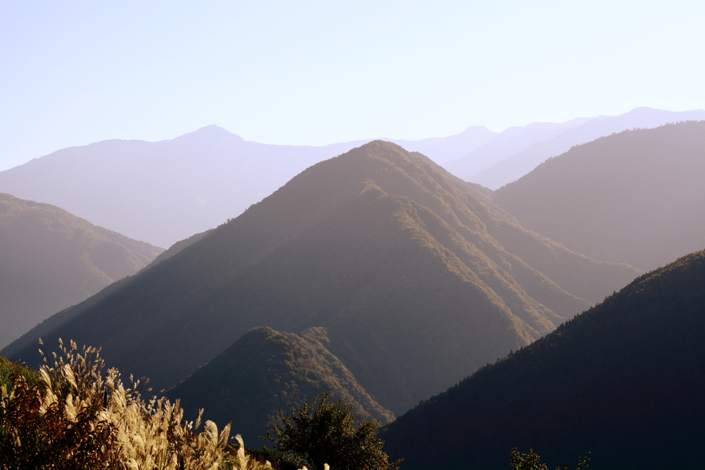 1021朝の山
