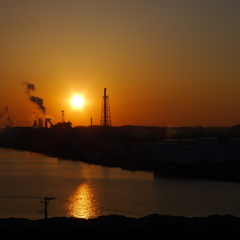 物憂げな夕日