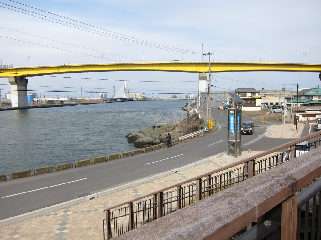 イエローアーチ