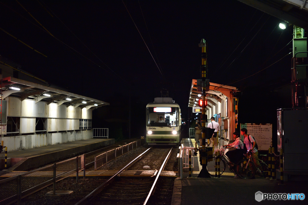 夜の駅
