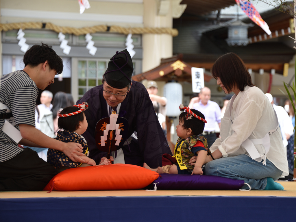 子供の日の泣き相撲