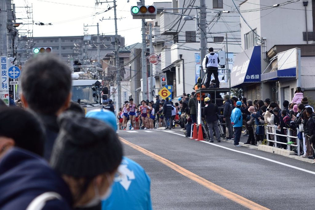 第6中継所　2位3位の競り合い