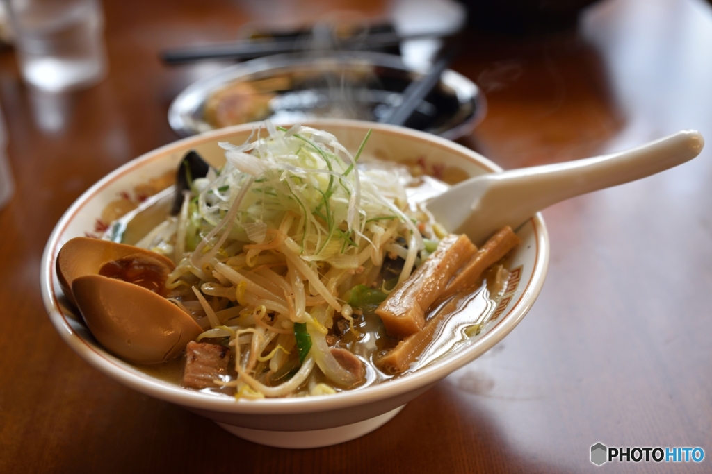 タンメン（野菜たっぷりで煮卵も美味しそう）